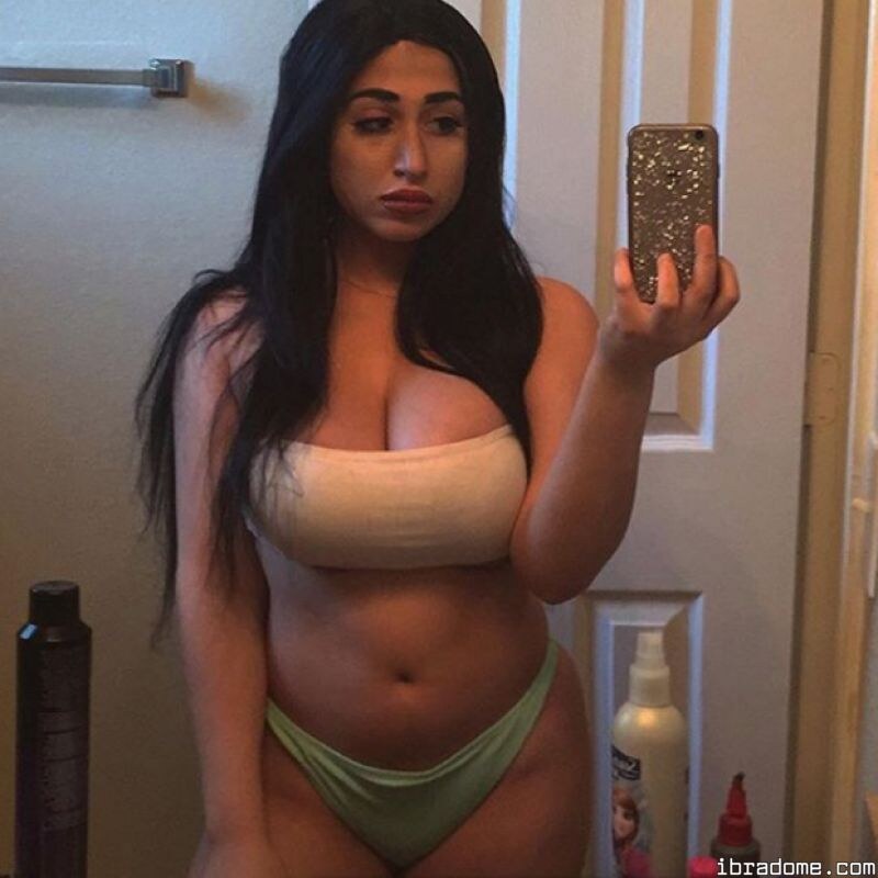 Jessy Taylor Tits