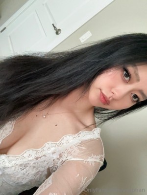 Vyxia Vyxphan Nude Leaks OnlyFans Photos #6