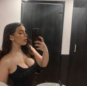 valentinabril valentina raniolo 1metrocuarenta Nude Leaks OnlyFans Photos #5